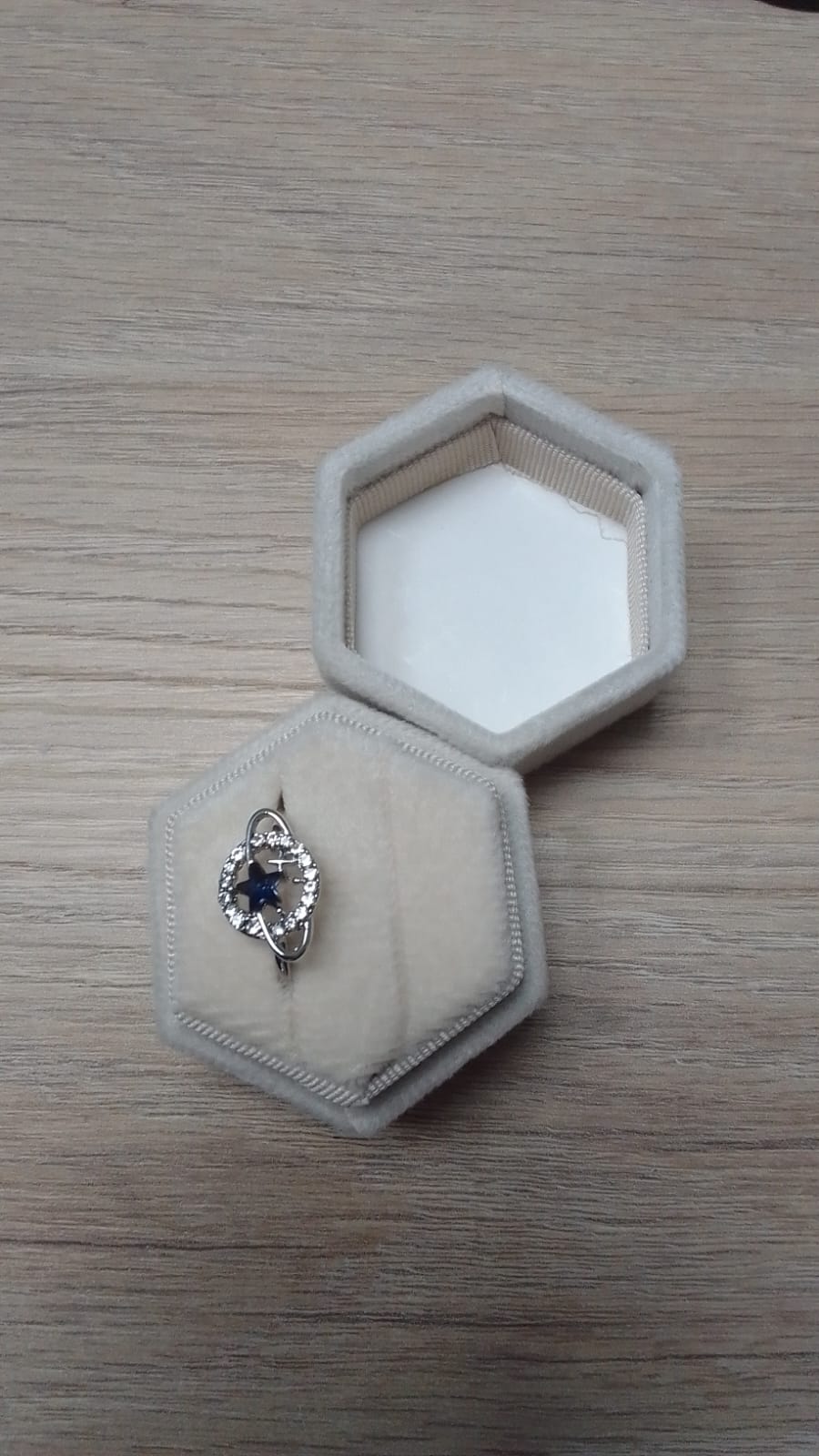 ¡DE LUJO! ANILLO PLANETA