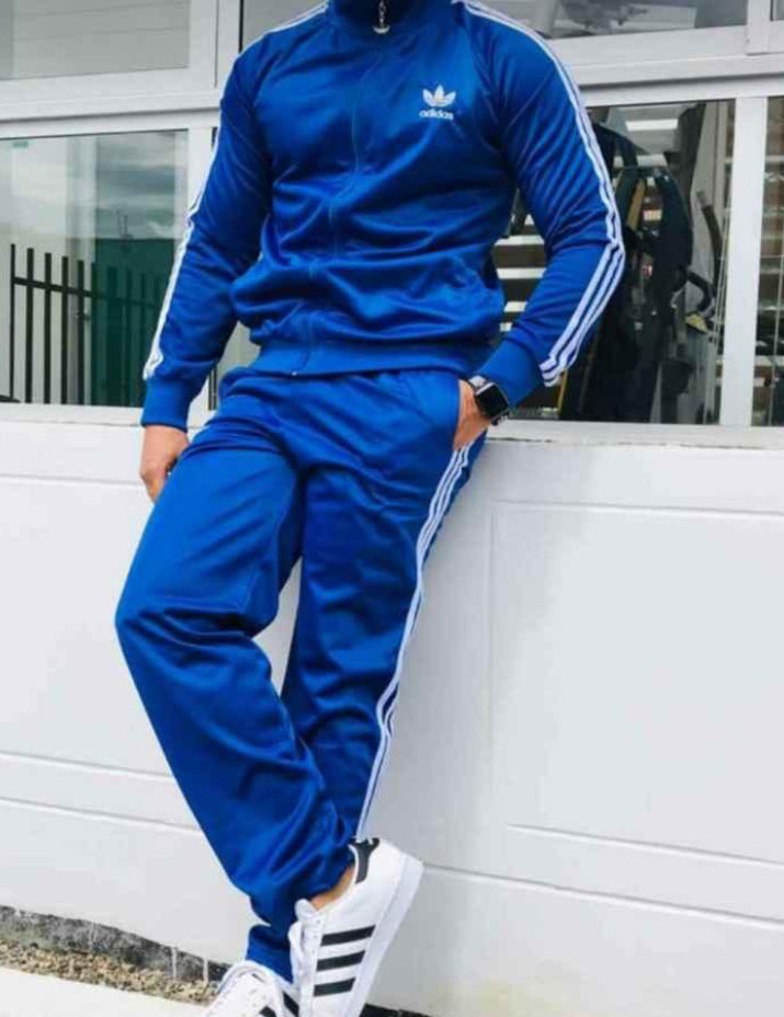 Conjunto de sudadera para caballero T9